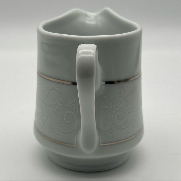 Chris Madden Home Collection Montalira Gold Creamer JC Penney China 3”x3.5” - Picture 10 of 14
